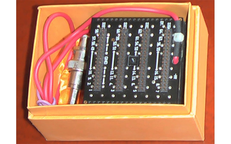 8X8溴化镧阵列探测器